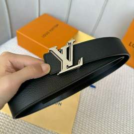 Picture of Louis Vuitton Belts _SKUfw154015434fw